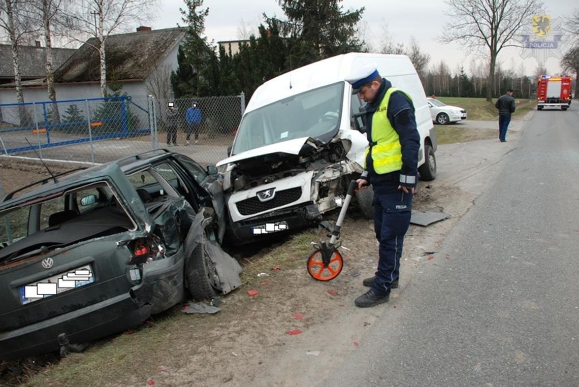 Wypadek w Gołębiewku Dwie osoby ranne