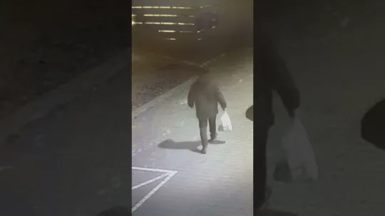 15-latek podejrzewany o podpalenia w Tczewie. Spłonęły trzy wiaty śmietnikowe