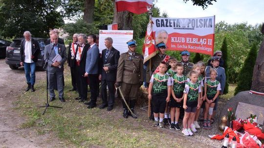 Danuta Siedzikówna „Inka” – wciąż łączy pokolenia. Uroczystości w Waplewie Wielkim i Tulicach w 80-tą rocznicę śmierci sanitariuszki