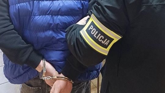 Dwóch poszukiwanych zatrzymanych. Trafili do aresztu