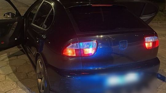 Hałas zdradził kierowcę. Policja znalazła narkotyki pod kierownicą