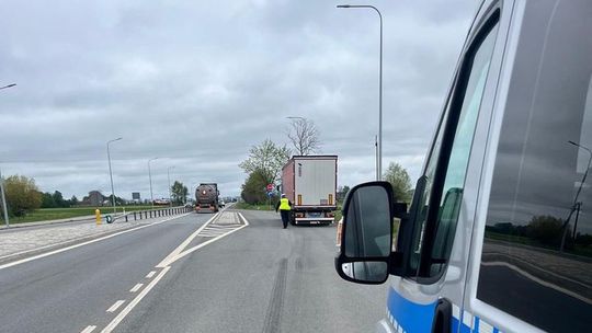 Kierowca bez uprawnień i źle zabezpieczone ładunki. Podsumowanie akcji TIR