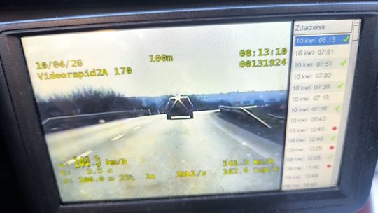 Pędził 144 km/h w Korzeniewie! Stracił prawo jazdy na miejscu