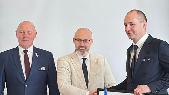 Podpisano umowę na odbudowę Mostu Tczewskiego. Po latach przerwy inwestycja rusza dalej