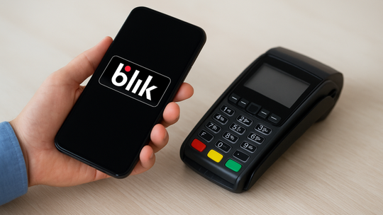 Podszyli się pod jej znajomego. Kobieta straciła oszczędności przez BLIK