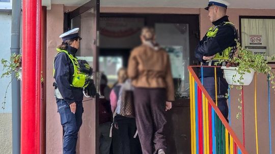 Ponad 10 tysięcy skontrolowanych placówek i 10 osób zatrzymanych w całym kraju