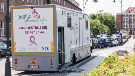 Rak nie daje urlopu. Odwiedź mammobus i zbadaj piersi!