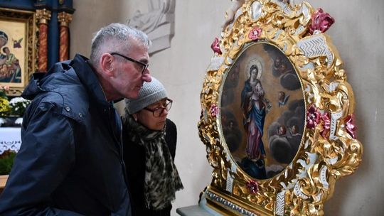 Rokokowe feretrony z Pinczyna odzyskały dawny blask. Zakończono kompleksową renowację zabytków