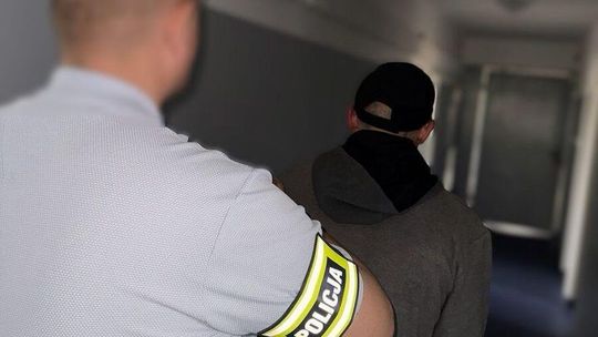 Seryjny złodziej drogeryjny zatrzymany w Tczewie! Wynosił kosmetyki bez płacenia