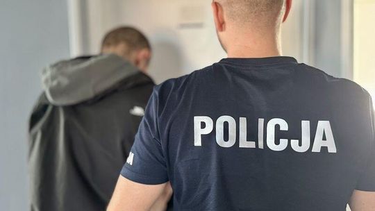 Seryjny złodziej kawy zatrzymany. Do tego kradł walentynkowe prezenty