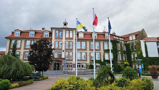 Ukraińska flaga ponownie przed starostwem