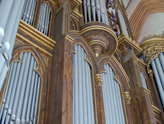 10.08.2025 - Kwidzyńskie Kwadranse Organowe – Serce i Miłość!