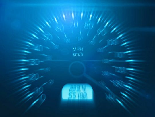 142 km/h w obszarze zabudowanym. 47-letni kierowca stracił prawo jazdy