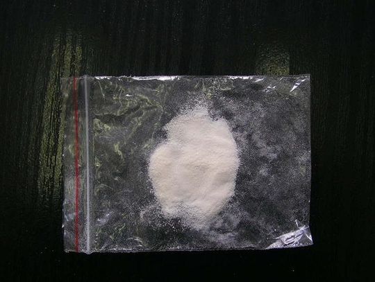 160 porcji amfetaminy za szafą