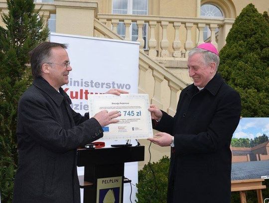 17 mln zł z ministerstwa kultury na zespół parkowy w Pelplinie