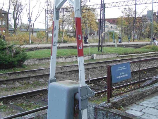 19-latek zginął pod kołami pociągu