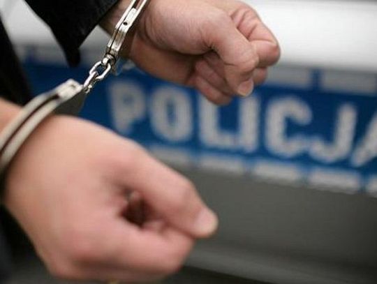 20-latek chciał pobić swoją była dziewczynę. Zdążył pobić tylko kolegę 19-latki.