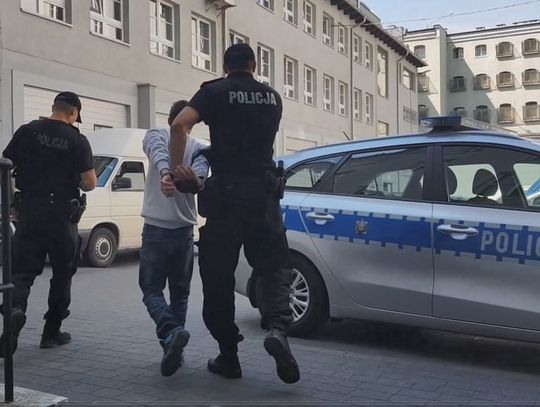 20-latek na Niedźwiedniku pił piwo. Stracił panowanie nad sobą i teraz ma olbrzymie problemy.