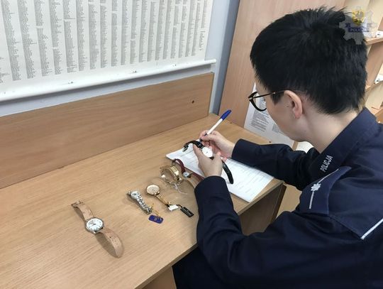 32-latek ze Sztumu ukradł 9 zegarków