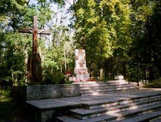 39 masowych grobów...uczcimy ich pamięć