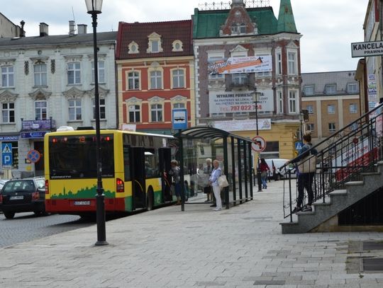 4-letnie dziecko  uwięzione w autobusie?! Dziewczynka i jej rodzice przeżyli prawdziwy dramat