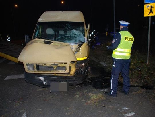 44-letni kierowca zginął w Wocławach. Auto uderzyło w latarnię.