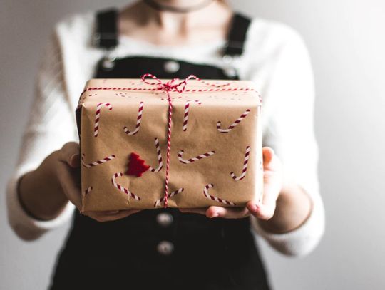 5 sposobów na to, aby szybko odgadnąć jakie prezenty świąteczne chcą dostać twoi bliscy.