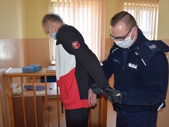 57-letni recydywista aresztowany za napaść na ratowników medycznych