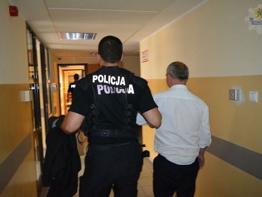 59-latek zabronił wejścia do świątyni 2,5 letniej dziewczynce. Powód: kolor skóry.