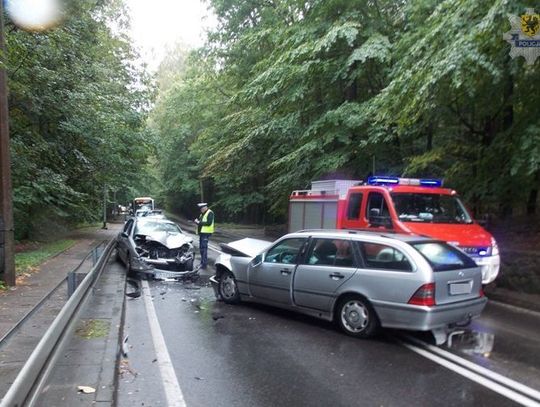 89-latek spowodował wypadek 