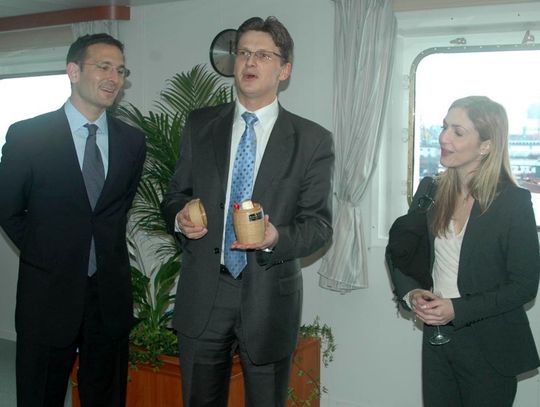 ABW w Stoczni Gdynia - bez "uprzywilejowanego traktowania"