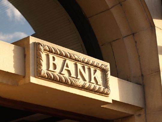 Afera w banku PKO SA. Pracownica przywłaszczyła 5 mln zł!