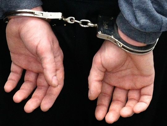 Agresywny gość weselny! Odpowie m.in. za znieważenie funkcjonariuszy