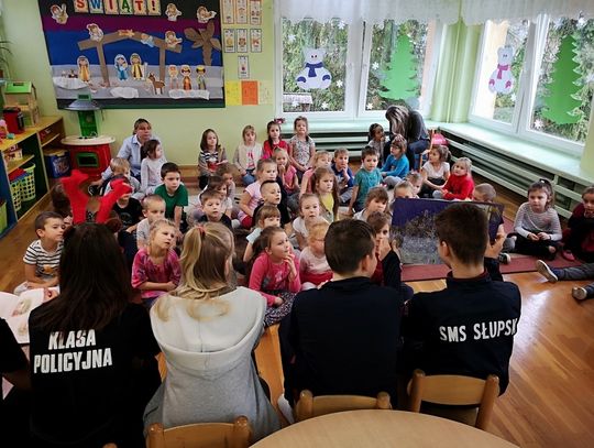 Akcja „ZSI i SMS czyta dzieciom” na półmetku