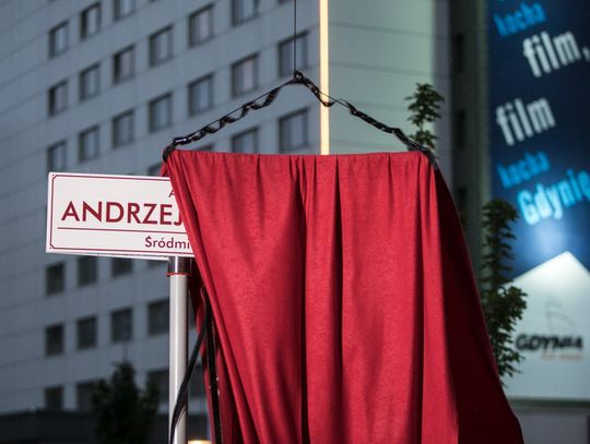 Aleja Andrzeja Wajdy otwarta