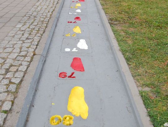 Aleja mieszkańców - 102 odciski stóp Aleja mieszkańców - 102 odciski stóp