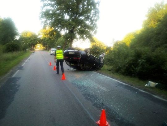 Alfą Romeo wpadł na dach Volkswagena