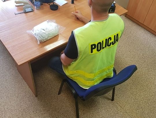 Amfetamina ukryta w wersalce. Trzy osoby z zarzutami