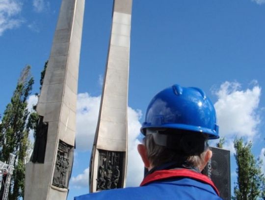 Apel pod Bramą nr 2 - wolni, lecz rozgoryczeni