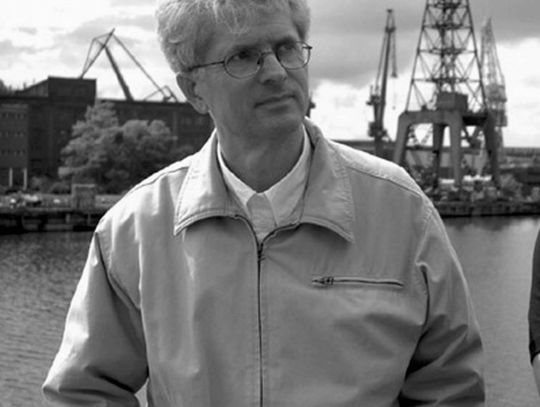 Arama, wiceadmirała i kapitana samolotu wciąż nie ma...