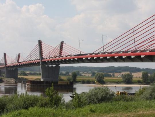  Autobusem do Gniewu. Połączenie przez most