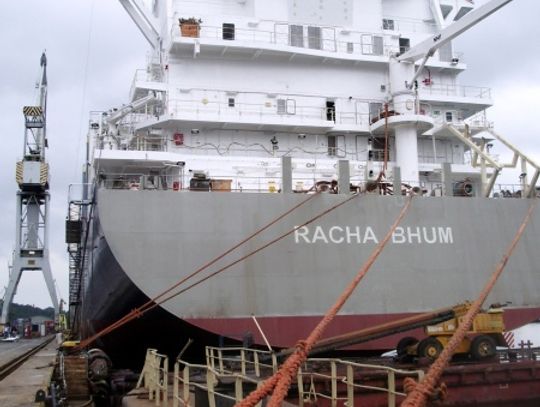 Bandera w górę, stopy wody pod kilem! Jest praca i płaca!