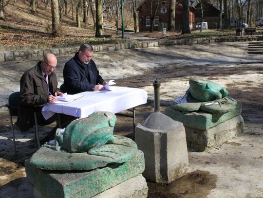 BD Piotr Doniec wykonawcą dokumentacji na przebudowę parku. Propozycja likwidacji amfiteatru oraz m.in. budowy polany piknikowej i ścieżki przyrodniczej