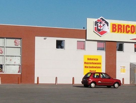Będą budować supermarket na terenie byłego &quot;Pakmetu&quot;