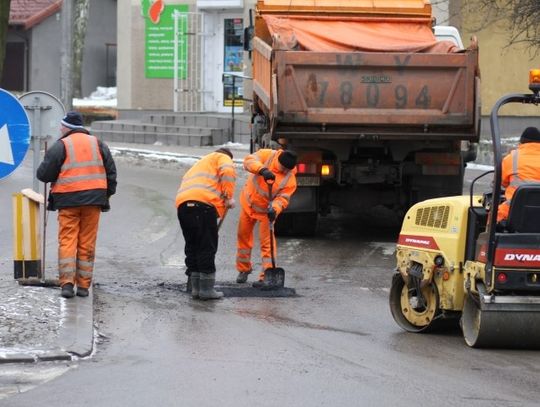Będzie więcej na drogowe remonty