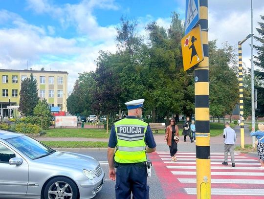 Bezpieczna droga do szkoły. Policjanci ruszają z działaniami w rejonach placówek oświatowych