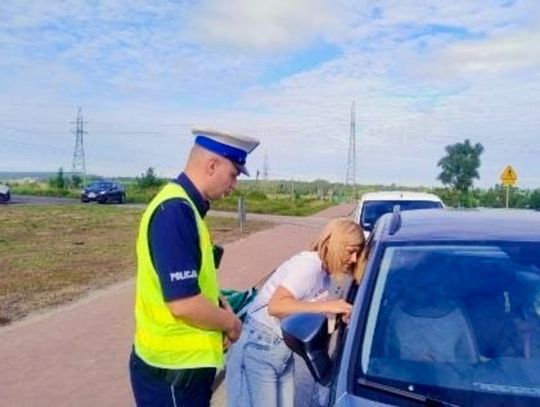 Bezpieczny Piątek na torach – tczewscy policjanci edukują kierowców i pieszych