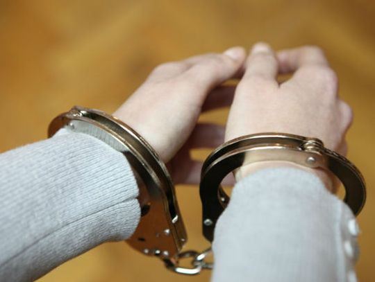 Bił pięściami po głowie, zabrał pieniądze. Wpadł bardzo szybko