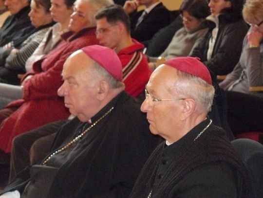 Biskup pelpliński Jan Bernard Szlaga wraca do zdrowia po operacji by-passów