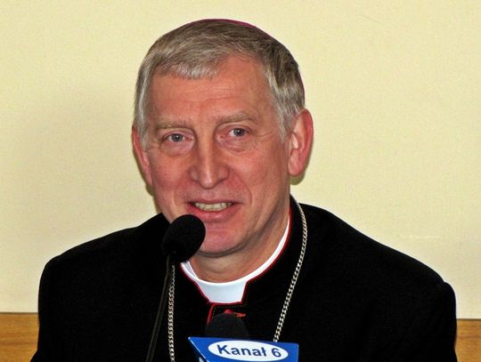 Biskup Ryszard Kasyna: „Rewolucji w diecezji nie będzie”